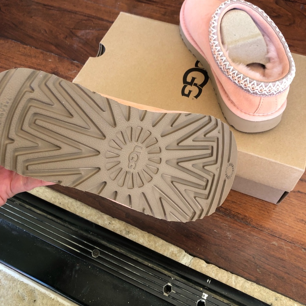 NIB UGG W Tasman 5955 pink women size 6 - Picture 4 of 8